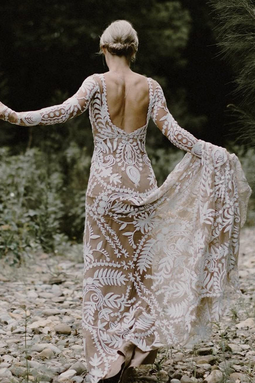 Unique Long Sleeves V Back Boho Beach Rustic Lace Wedding Dresses