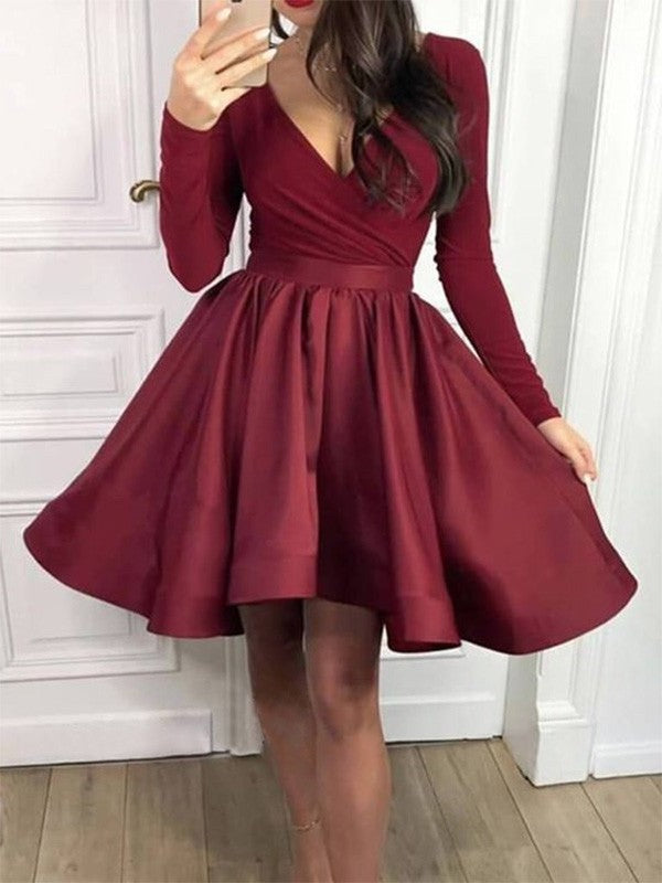 A-Line/Princess Ruffles Long Sleeves V-neck Satin Short/Mini Homecoming Dresses