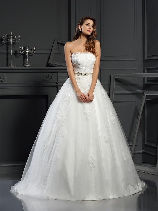 Applique Ball Strapless Sleeveless Long Gown Net Wedding Dresses