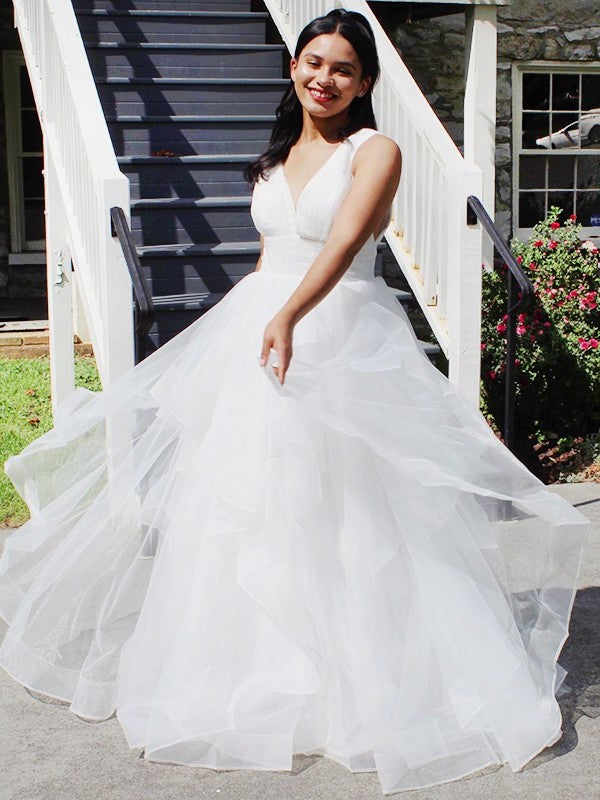 Sleeveless Ball V-neck Gown Ruffles Organza Floor-Length Wedding Dresses