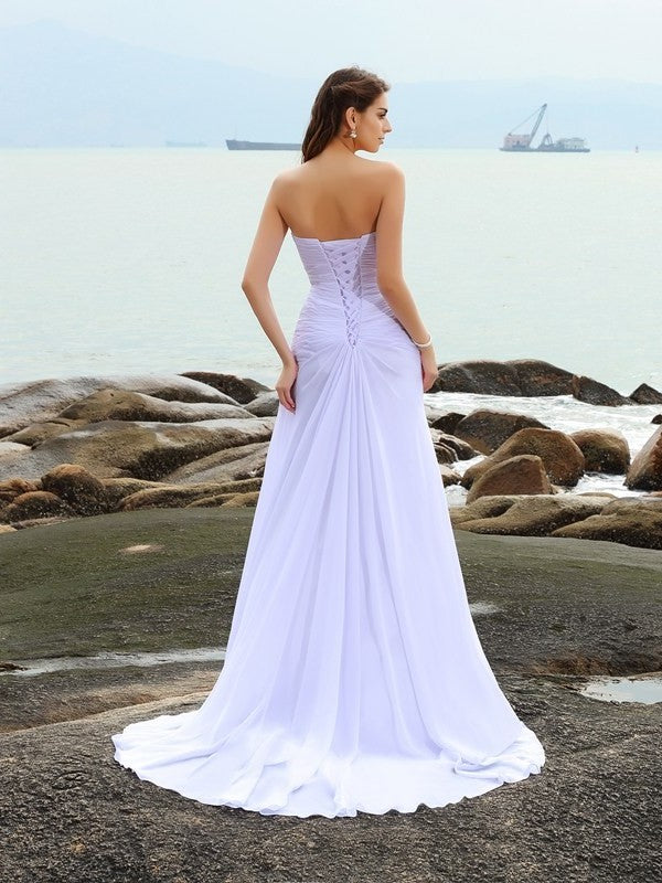 Sheath/Column Sweetheart Long Sleeveless Beading Chiffon Beach Wedding Dresses