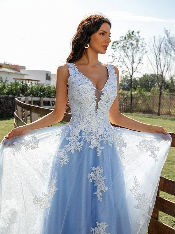 Applique A-Line/Princess V-neck Sleeveless Tulle Sweep/Brush Train Dresses